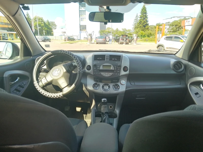 Toyota Rav4, снимка 9 - Автомобили и джипове - 47482878