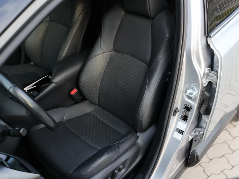 Toyota C-HR JBL/BIXENON/ПАРКТРОНИК/ПОДГРЕВ/КАМЕРА/КОЖЕН САЛОН/, снимка 12 - Автомобили и джипове - 48762865