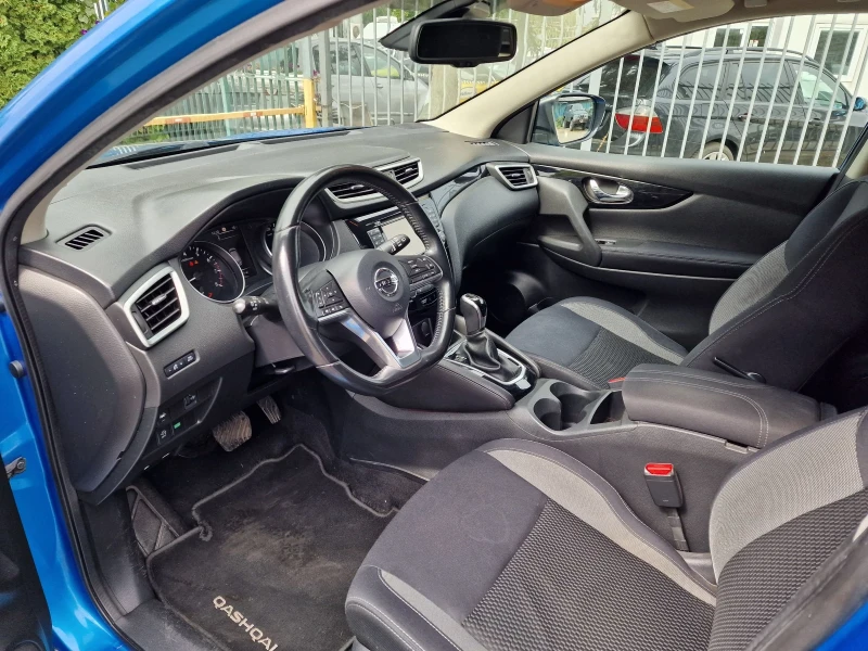 Nissan Qashqai 1.2TCE, снимка 7 - Автомобили и джипове - 52067005