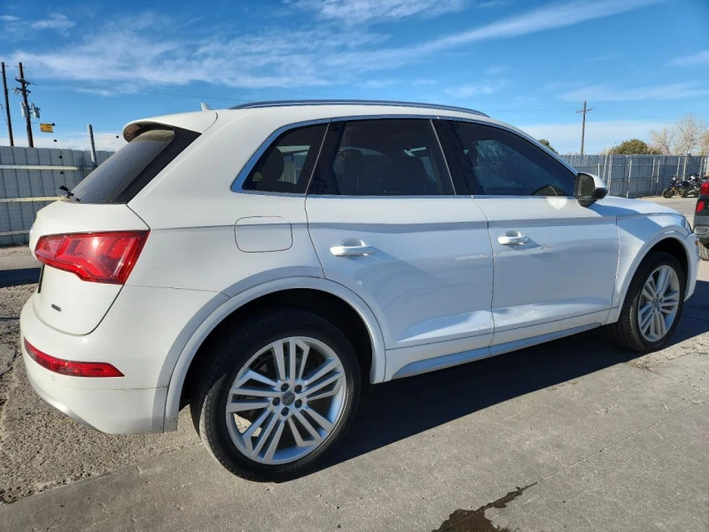 Audi Q5 * PREMIUM* PLUS* , снимка 4 - Автомобили и джипове - 53383644