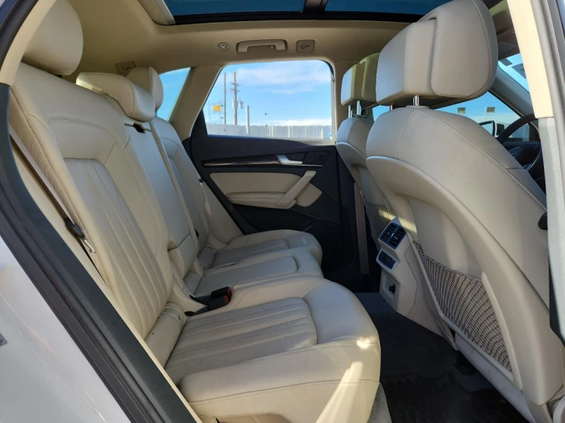 Audi Q5 * PREMIUM* PLUS* , снимка 12 - Автомобили и джипове - 53383644