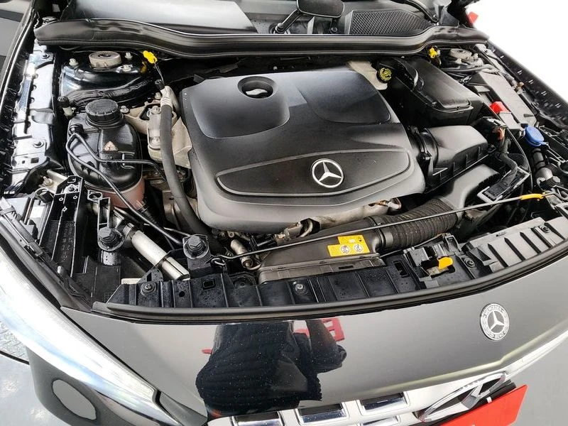 Mercedes-Benz GLA GLA220| 184к.с.| ВКЛ.ТЕХНОТЕСТ, снимка 6 - Автомобили и джипове - 55563336
