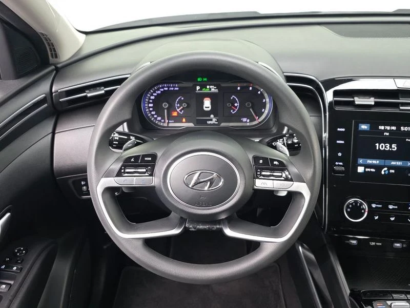 Hyundai Tucson 2.0 186 hp Automatic, снимка 13 - Автомобили и джипове - 55736789
