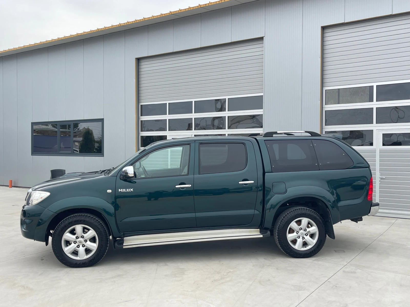 Toyota Hilux 3.0D4D avtomat - изображение 2