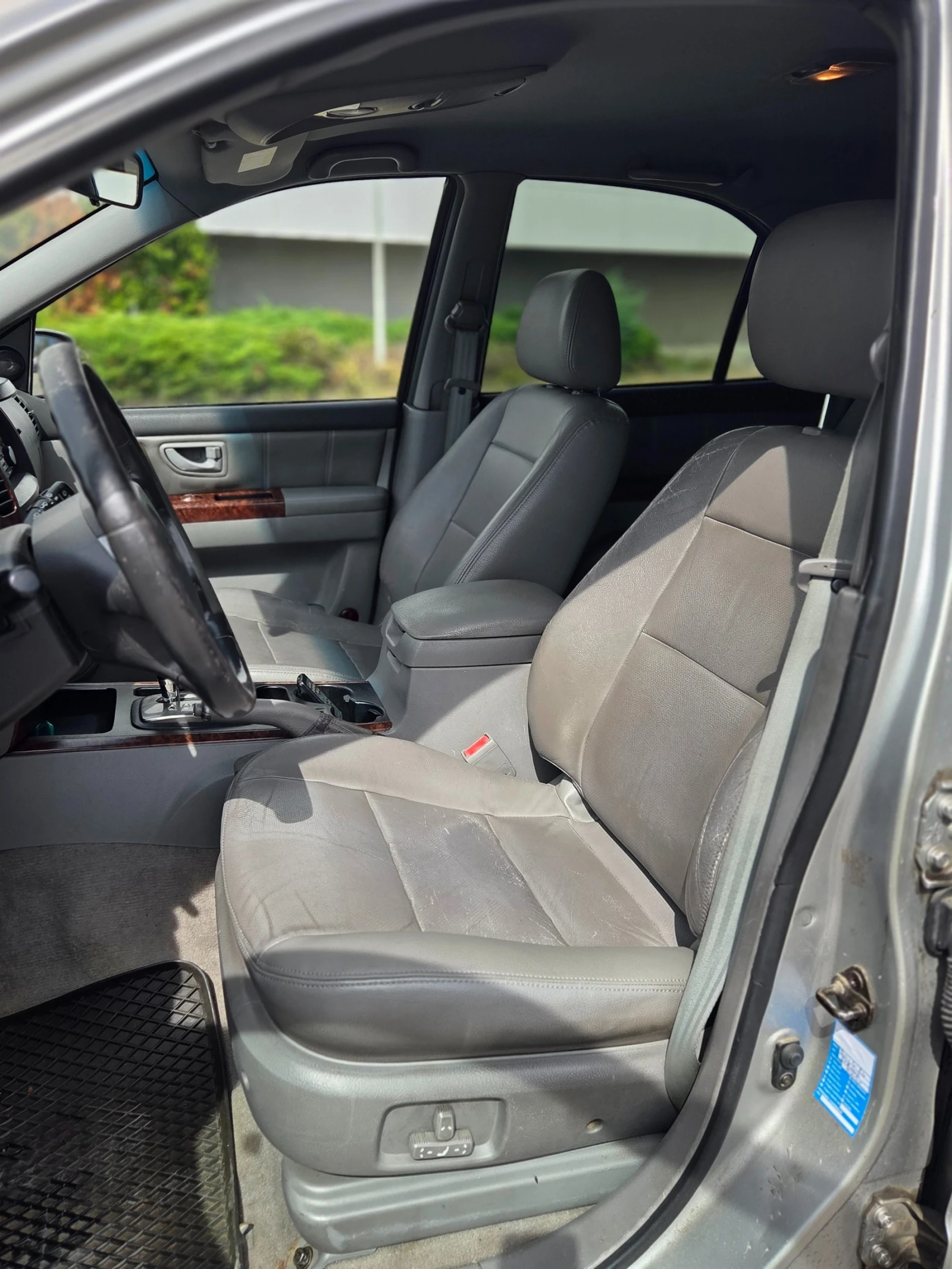 Kia Sorento 2.5CRDi 4x4 AВТОМАТИК - изображение 6