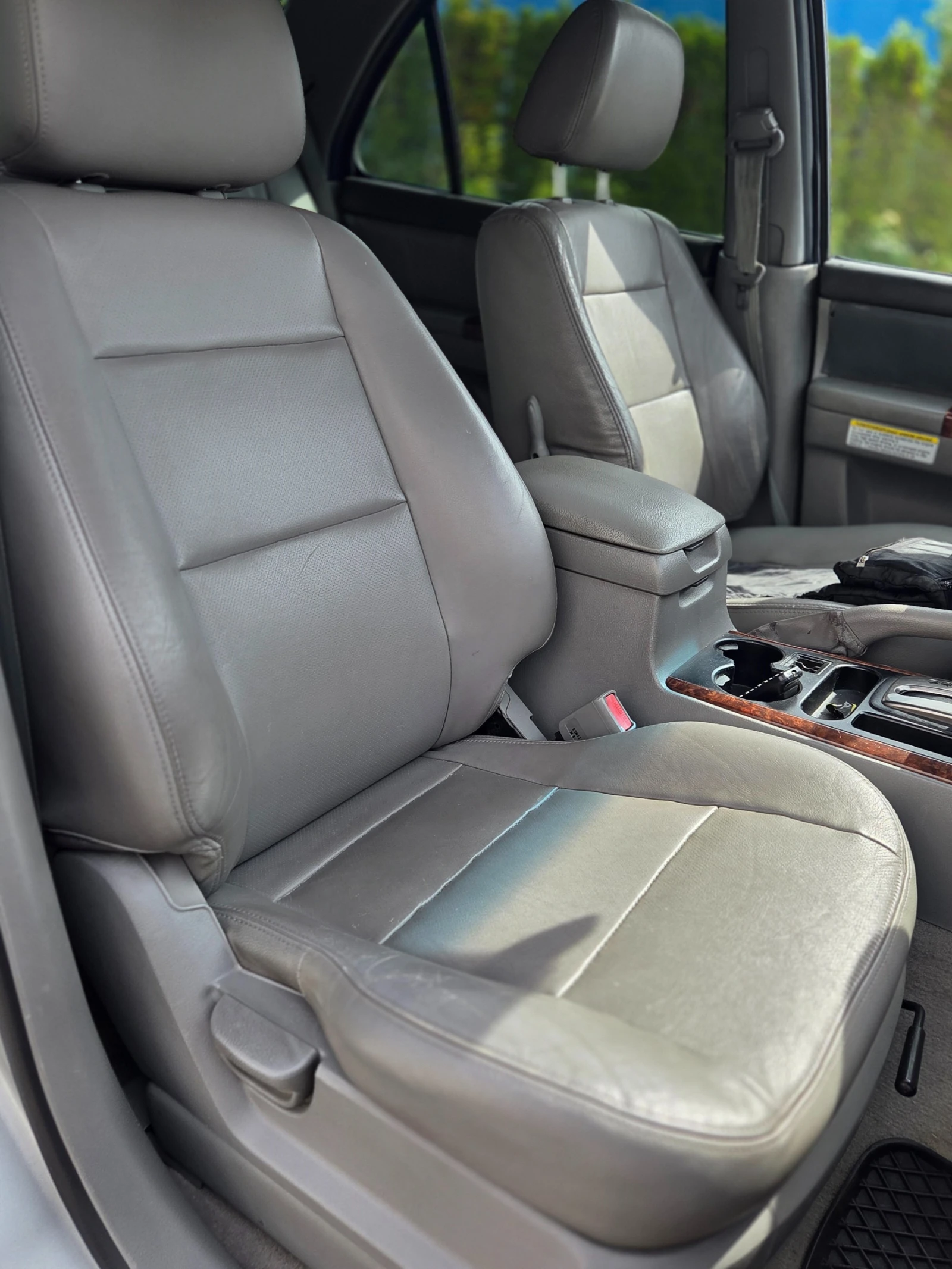 Kia Sorento 2.5CRDi 4x4 AВТОМАТИК - изображение 8