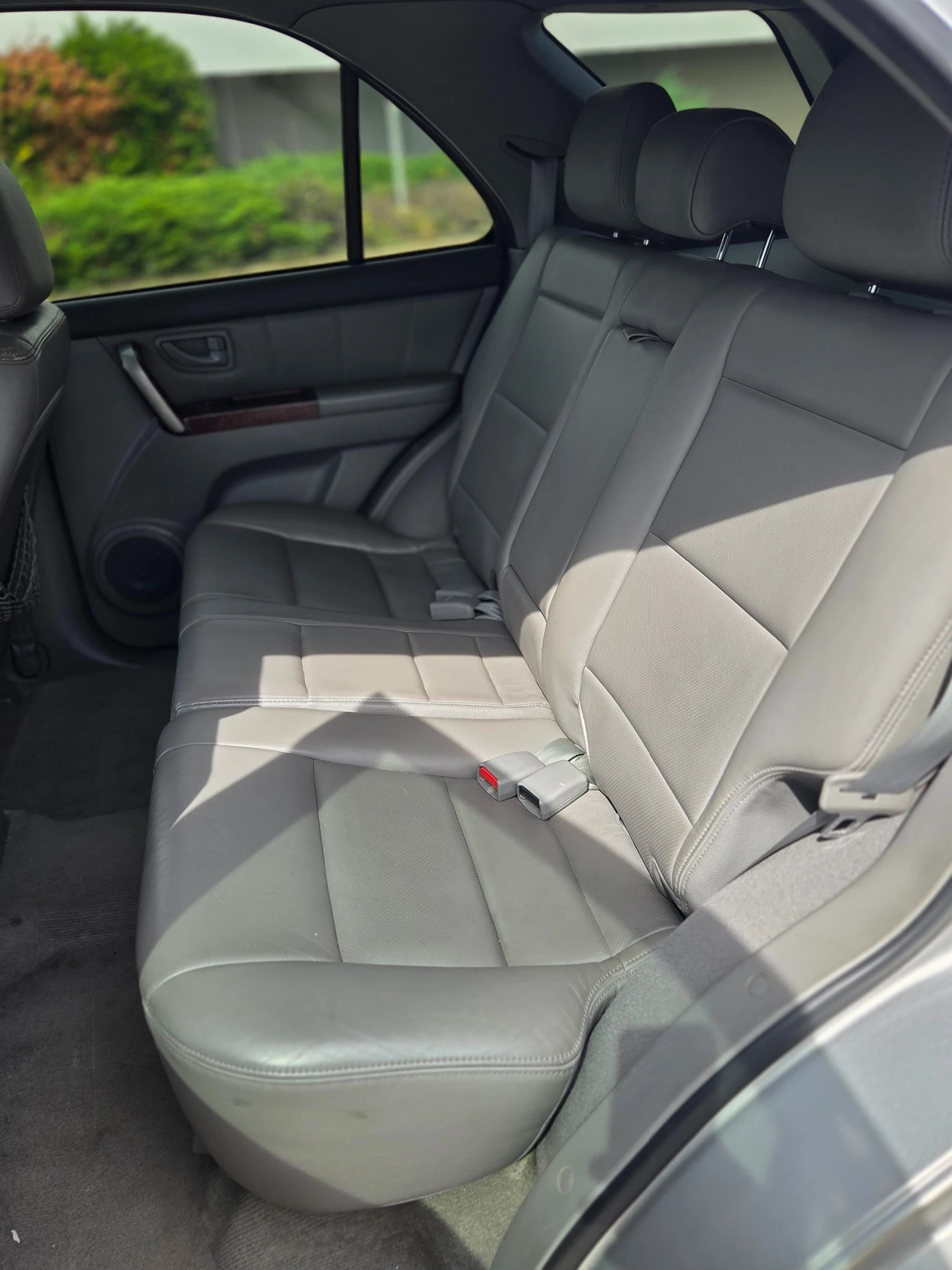 Kia Sorento 2.5CRDi 4x4 AВТОМАТИК - изображение 5