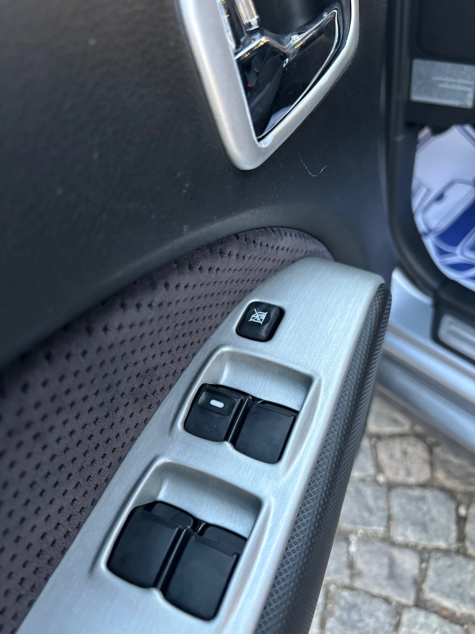 Mitsubishi Outlander НОВ ВНОС / 2.4i / 16V 4x4 / АВТОМАТИК | Mobile.bg — изображение 13