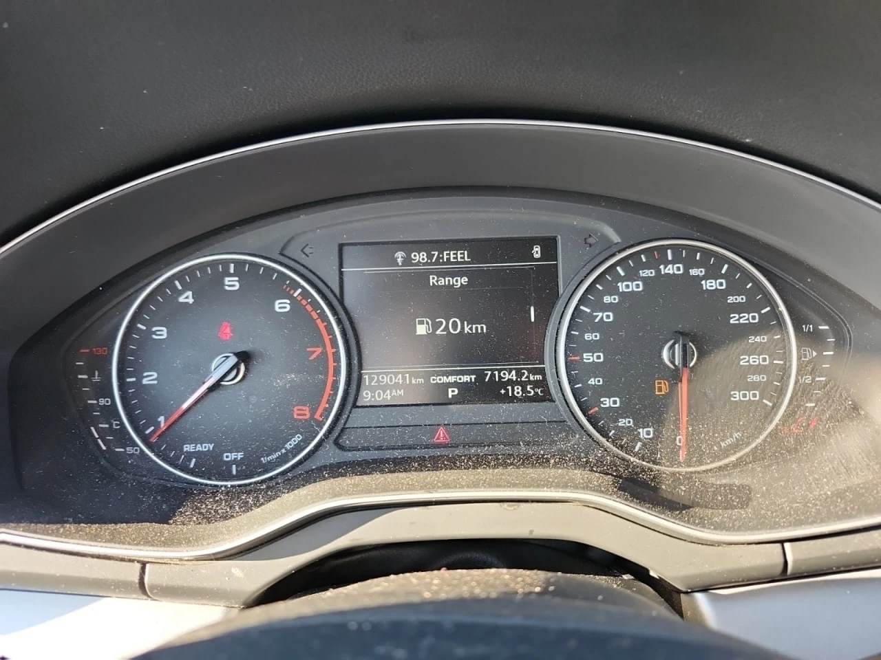 Audi Q5 * АВТО КРЕДИТ* ЦЕНА ДО БГ * СЕРВИЗНА ИСТОРИЯ *  - изображение 9