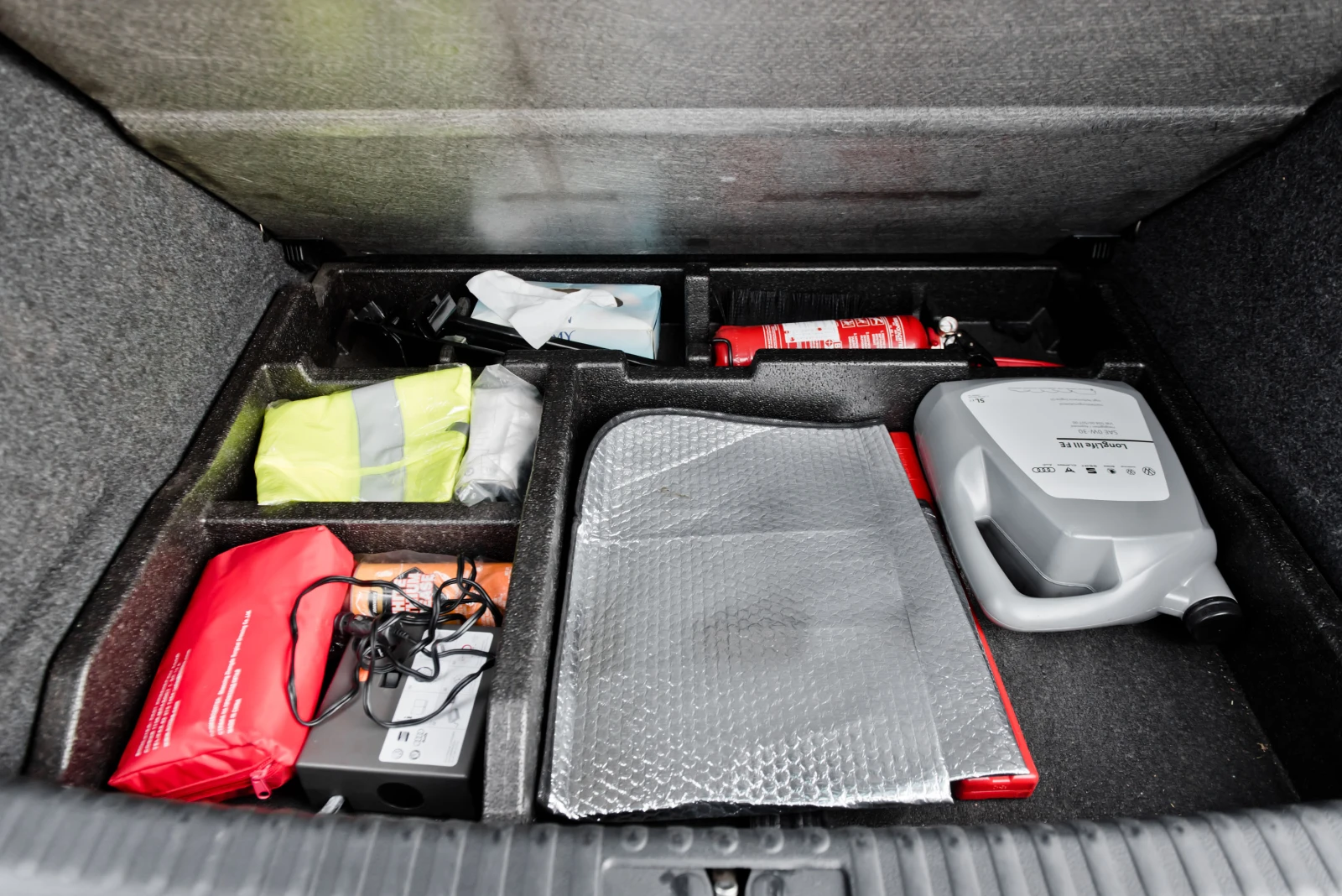 VW Tiguan 2.0 TDI R-line 4x4 | Mobile.bg � ����������� 17