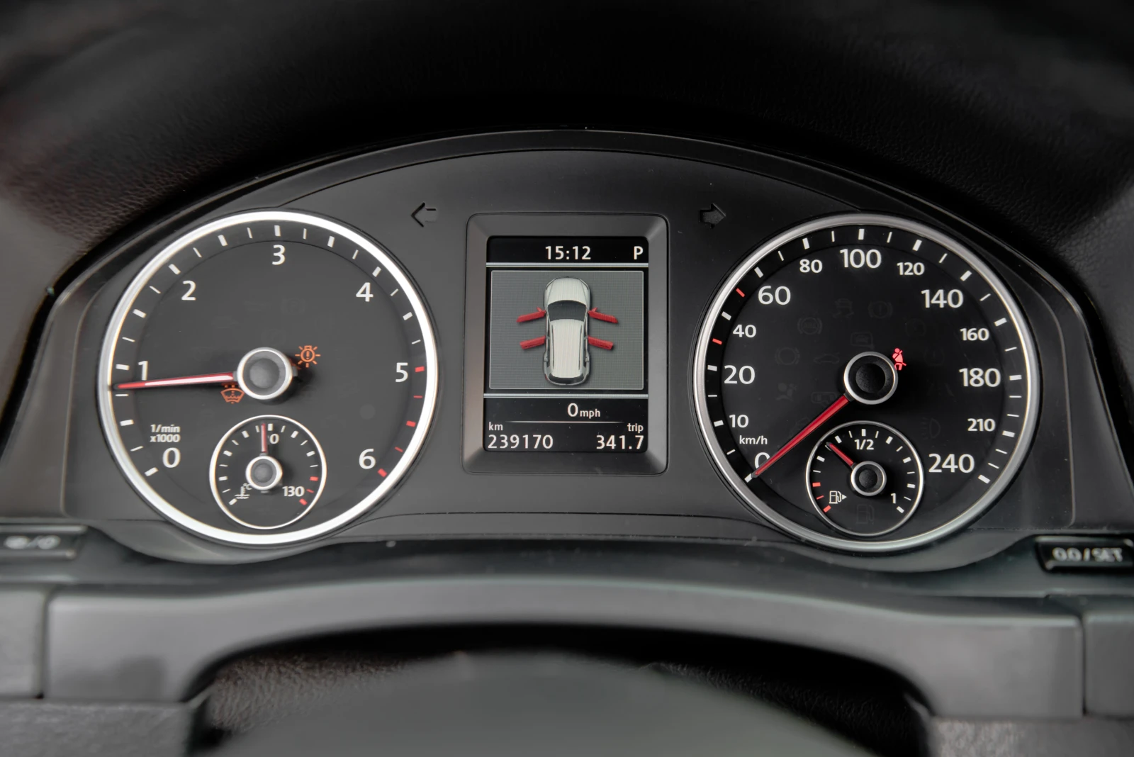 VW Tiguan 2.0 TDI R-line 4x4 | Mobile.bg � ����������� 13