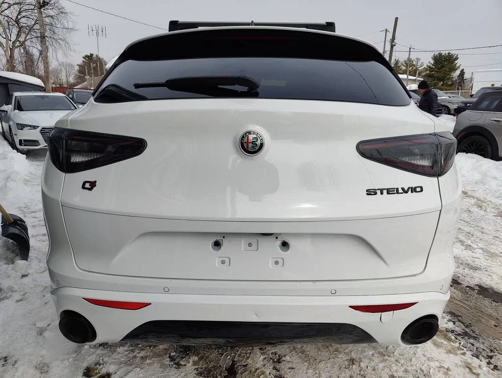 Alfa Romeo Stelvio * TI* AWD* , снимка 6 - Автомобили и джипове - 53864041