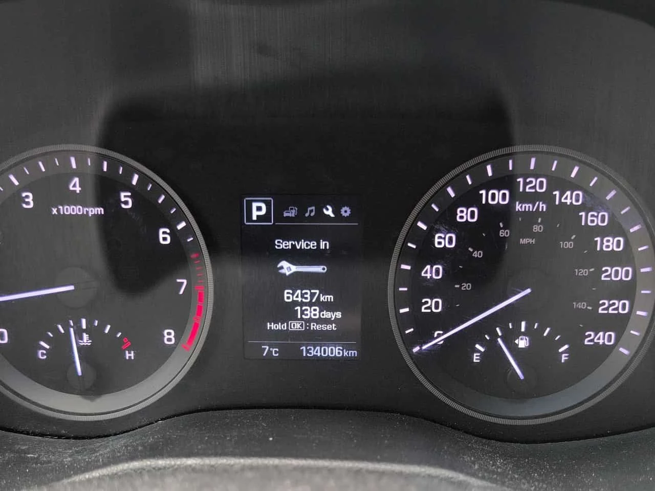 Hyundai Tucson * SE * ГЛАВНО ПРЕДСТАВИТЕЛСТВО* , снимка 8 - Автомобили и джипове - 54594138