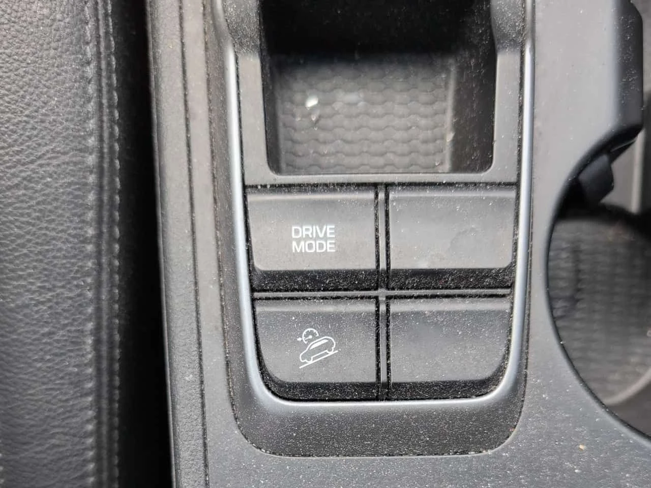 Hyundai Tucson * SE * ГЛАВНО ПРЕДСТАВИТЕЛСТВО* , снимка 10 - Автомобили и джипове - 54594138