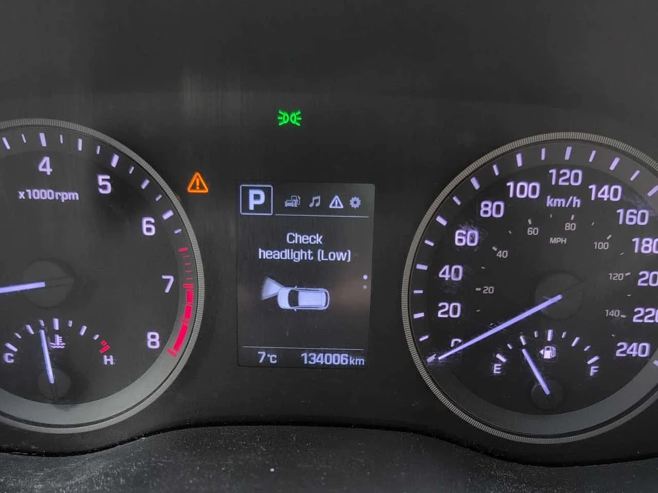 Hyundai Tucson * SE * ГЛАВНО ПРЕДСТАВИТЕЛСТВО* , снимка 17 - Автомобили и джипове - 54594138