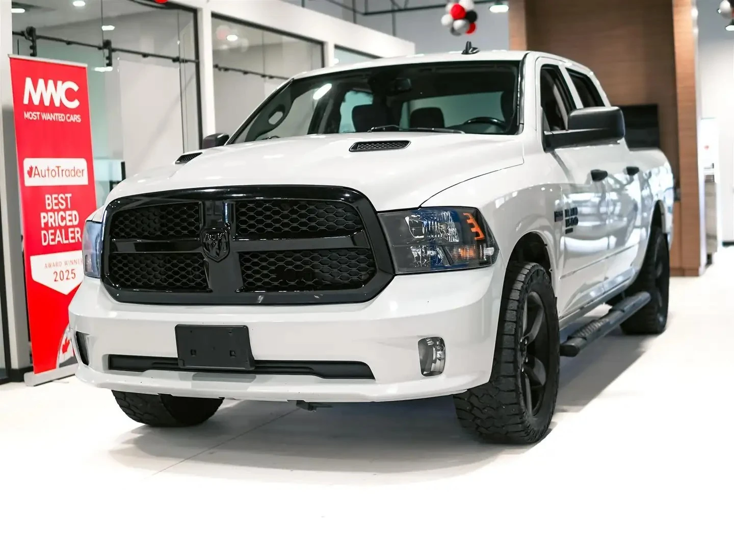 Dodge RAM 1500 Classic * AвтоКредит * (ЦЕНА ДО БГ), снимка 3 - Автомобили и джипове - 55137082