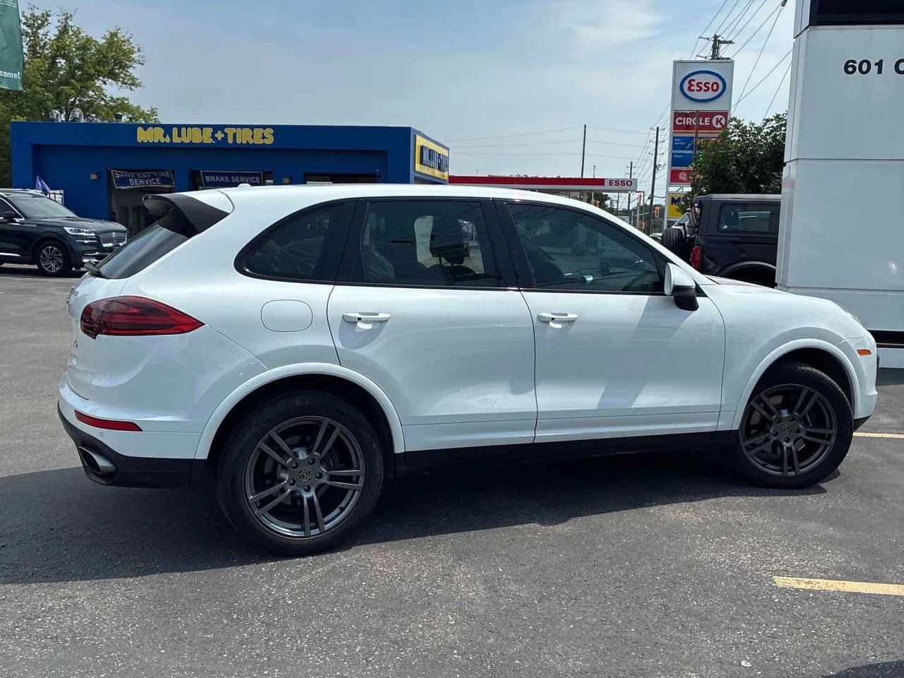 Porsche Cayenne AWD/CARFAX/КЛИП/ПОДГРЕВ/ОБДУХВАНЕ/ПАНОРАМА/, снимка 3 - Автомобили и джипове - 55305052