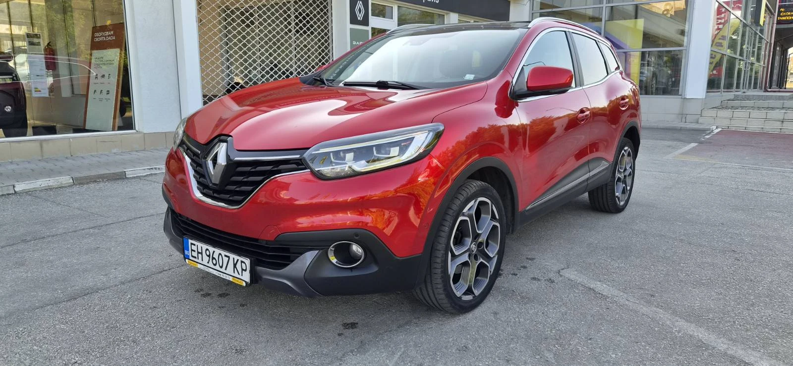 Renault Kadjar, снимка 3 - Автомобили и джипове - 55499197