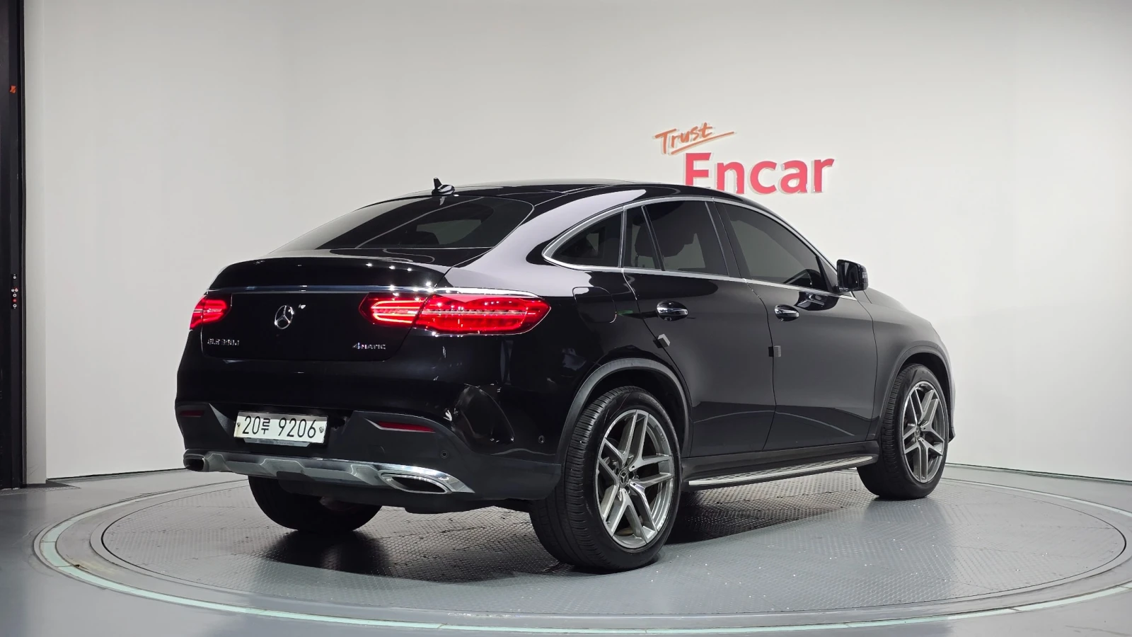 Mercedes-Benz GLE 350 3.0 4MATIC, снимка 2 - Автомобили и джипове - 56085613