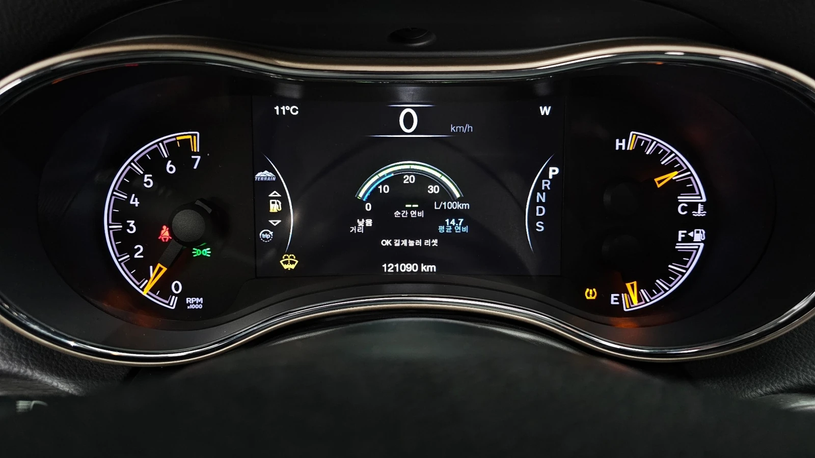 Jeep Grand cherokee 3.6 4WD LIMITED * ОБДУХ * КАМЕРА * ПАНО, снимка 11 - Автомобили и джипове - 56163193