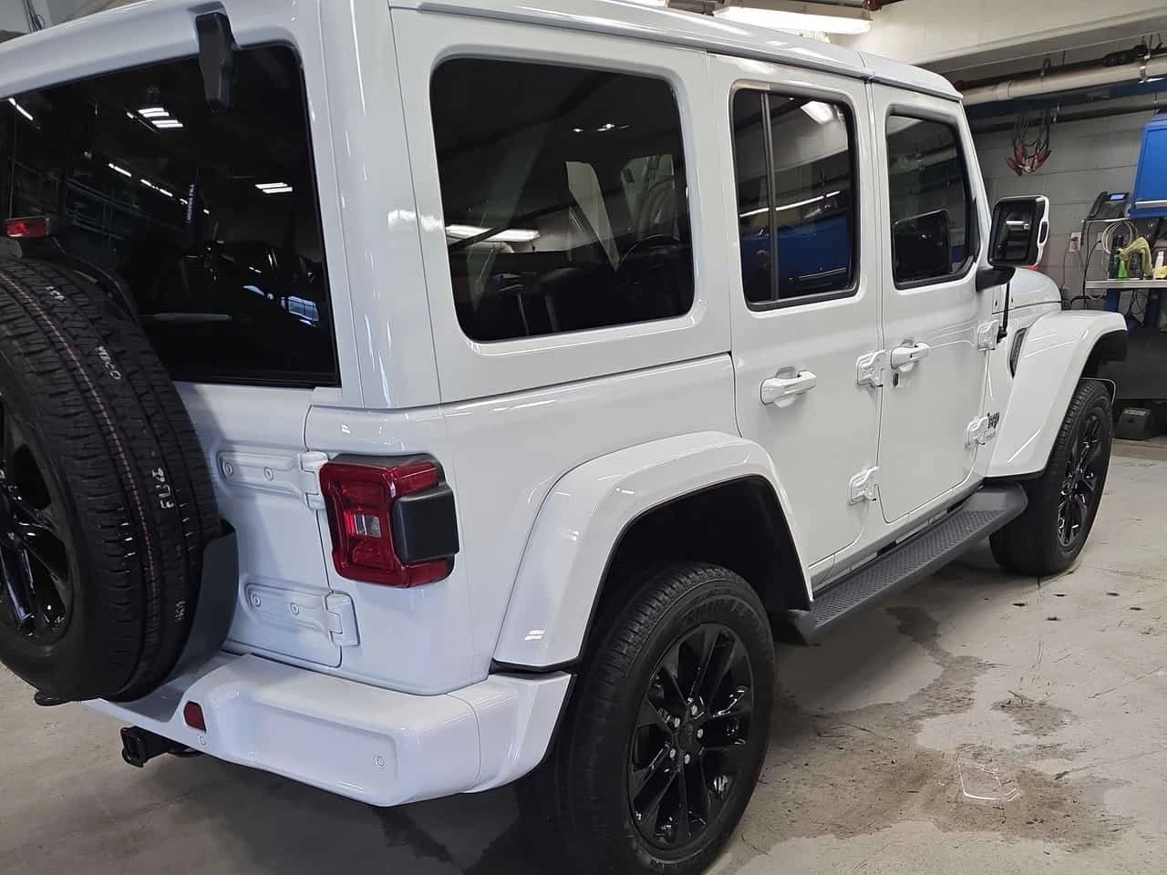 Jeep Wrangler Unlimited High Altitude * CARFAX *  | Mobile.bg � ����������� 3