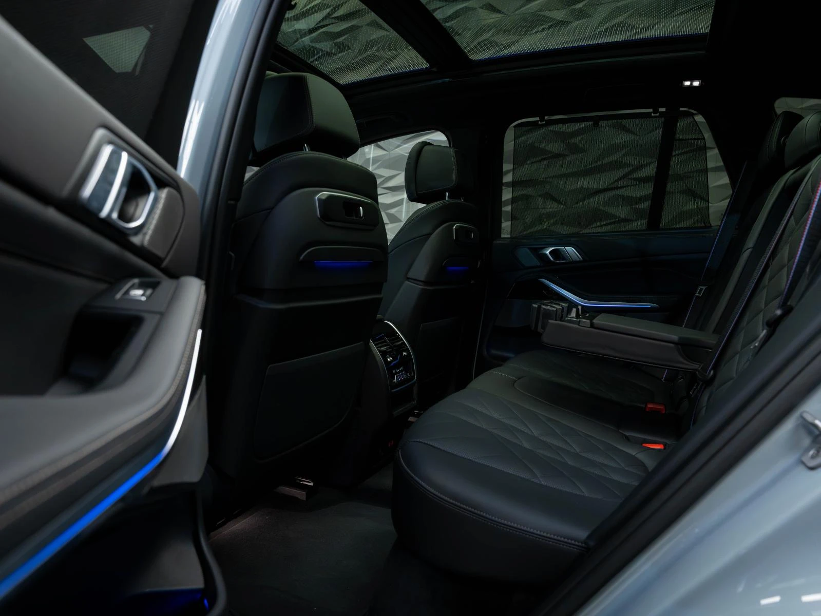 BMW X5 XDRIVE 30D* M SPORT PRO* H&K* SKYLOUNGE* GLOW* 360 | Mobile.bg � ����������� 11