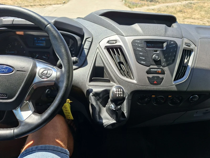 Ford Transit Custom 2.0 Tdci 9 mesta 6 skorosti full ek., снимка 10 - Бусове и автобуси - 50904944