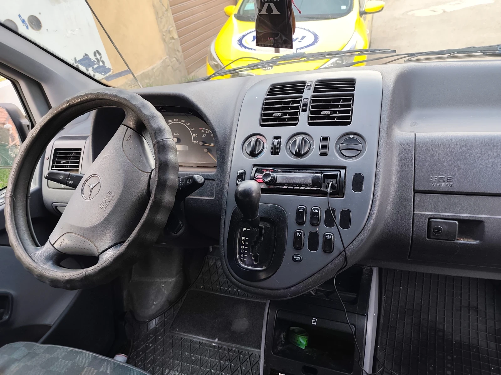 Mercedes-Benz Vito 112 CDI 8 Места !АВТОМАТИК! А/С !!ТОП!!, снимка 11 - Бусове и автобуси - 54221116