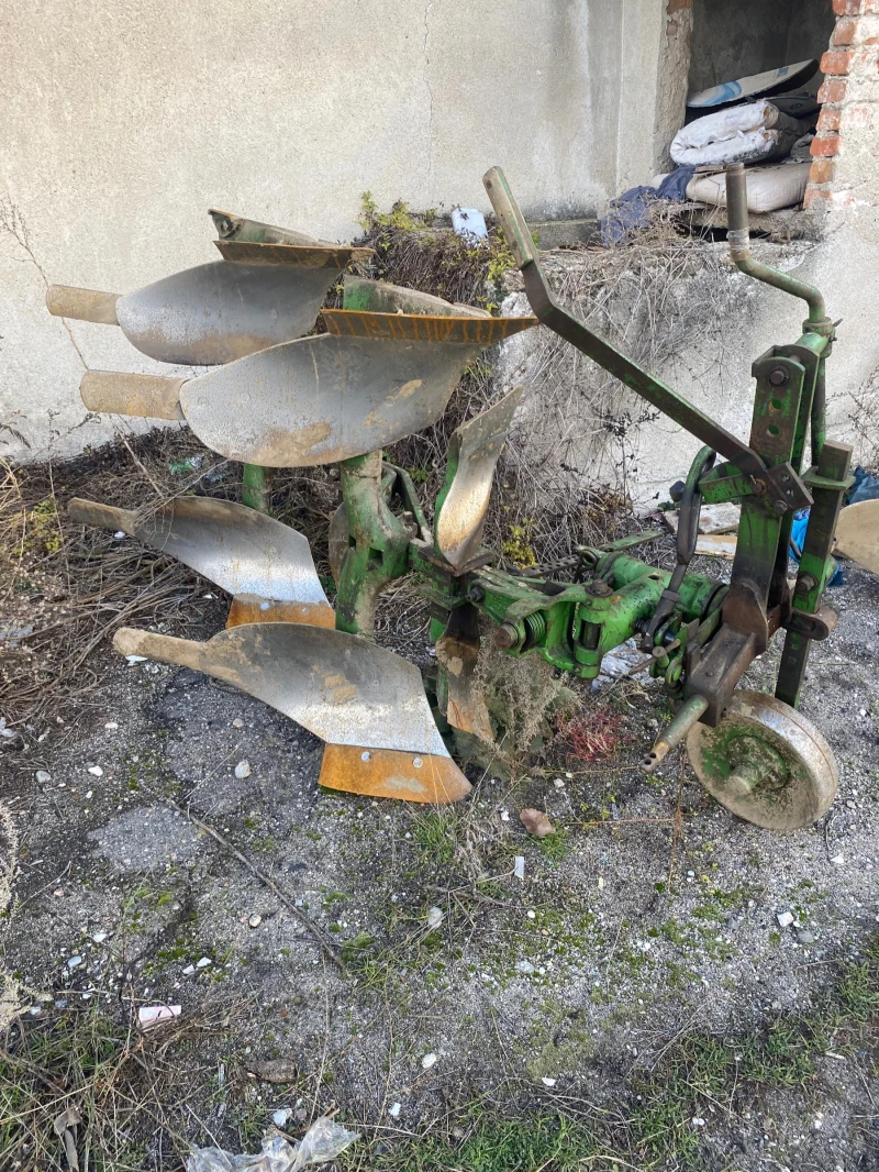 Плуг Друга марка Обръщателен 