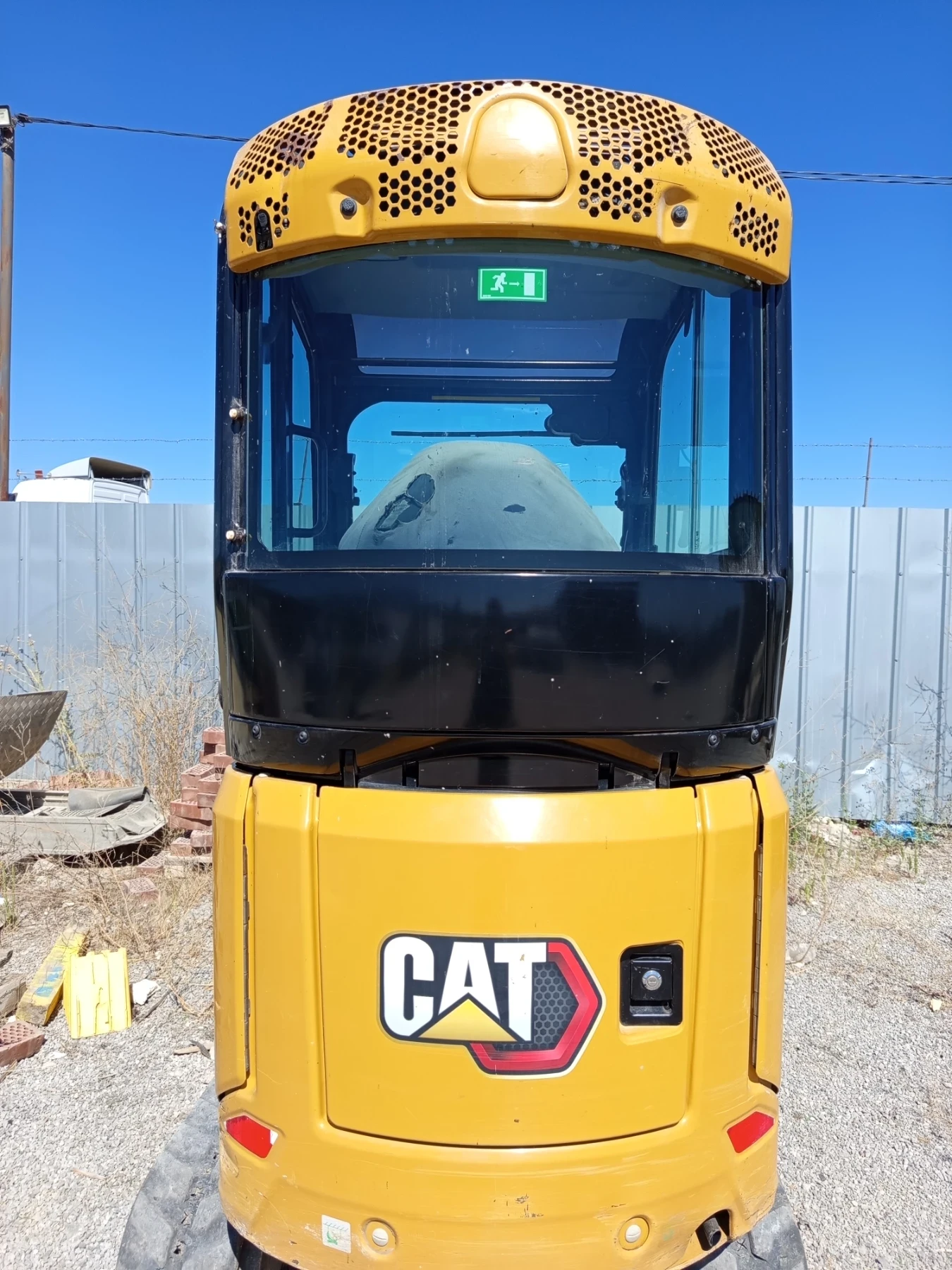 Багер Cat 301.6, снимка 4 - Индустриална техника - 55694067