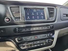 Kia Carnival 11-Seater Deluxe, снимка 16