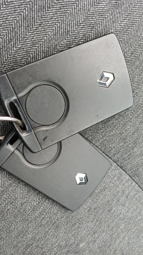 Renault Captur  Automatic 51000km - 12999 € / 25423.83 лв. - 77155597 17