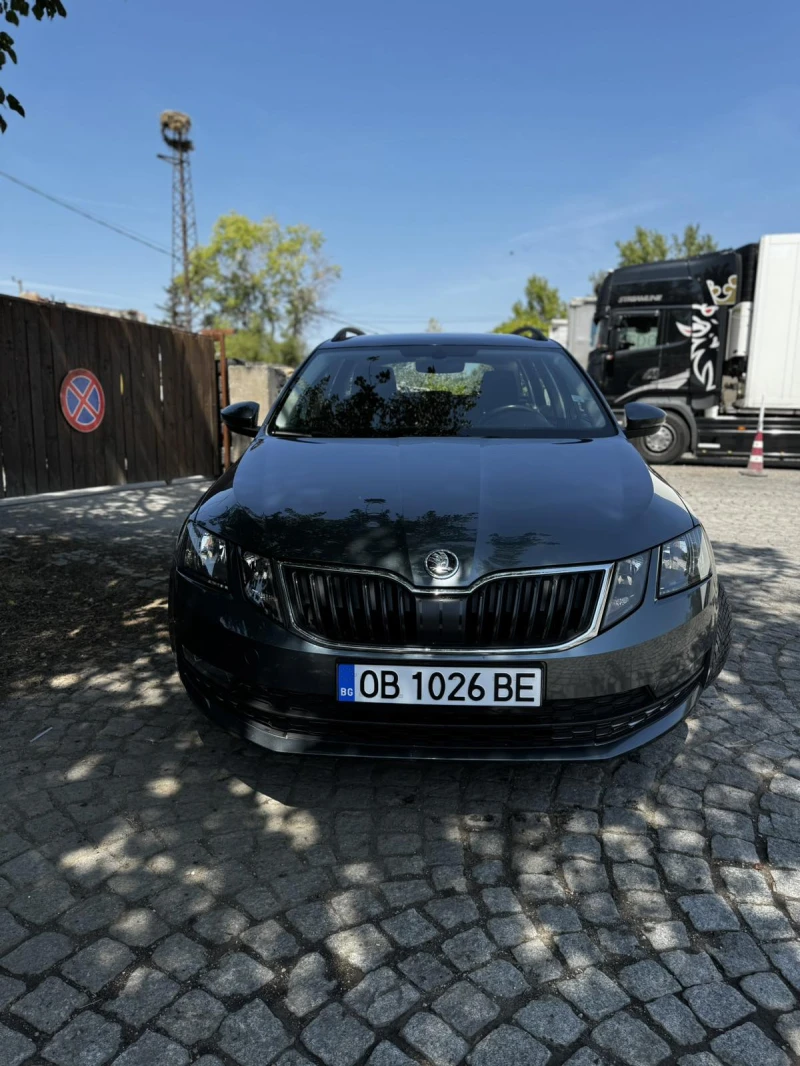 Skoda Octavia 1.6 TDI, снимка 1 - Автомобили и джипове - 47207115