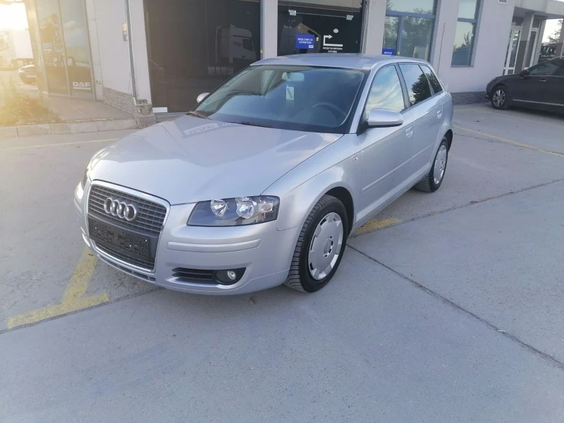 Audi A3 1.6 УНИКАТ, снимка 3 - Автомобили и джипове - 47540379