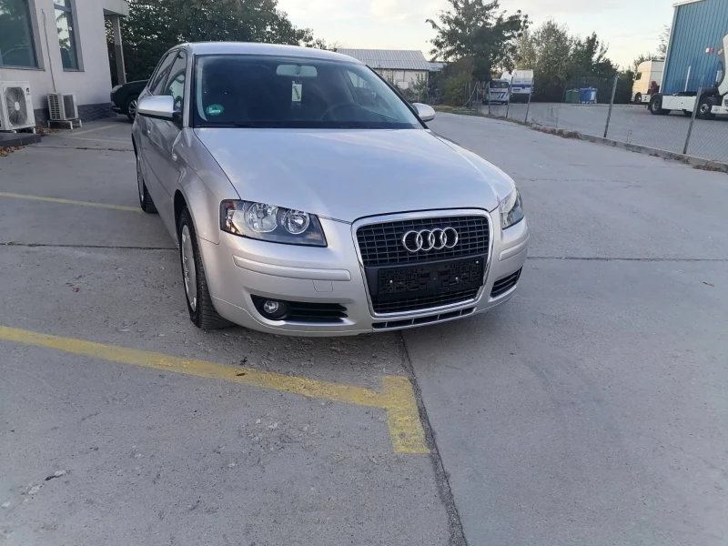 Audi A3 1.6 УНИКАТ, снимка 1 - Автомобили и джипове - 47540379