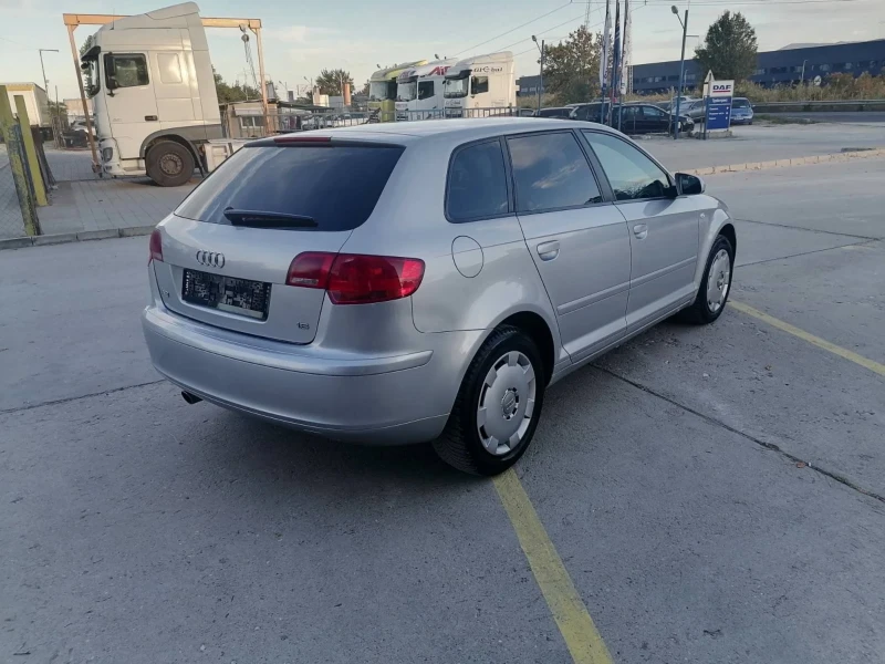 Audi A3 1.6 УНИКАТ, снимка 5 - Автомобили и джипове - 47540379