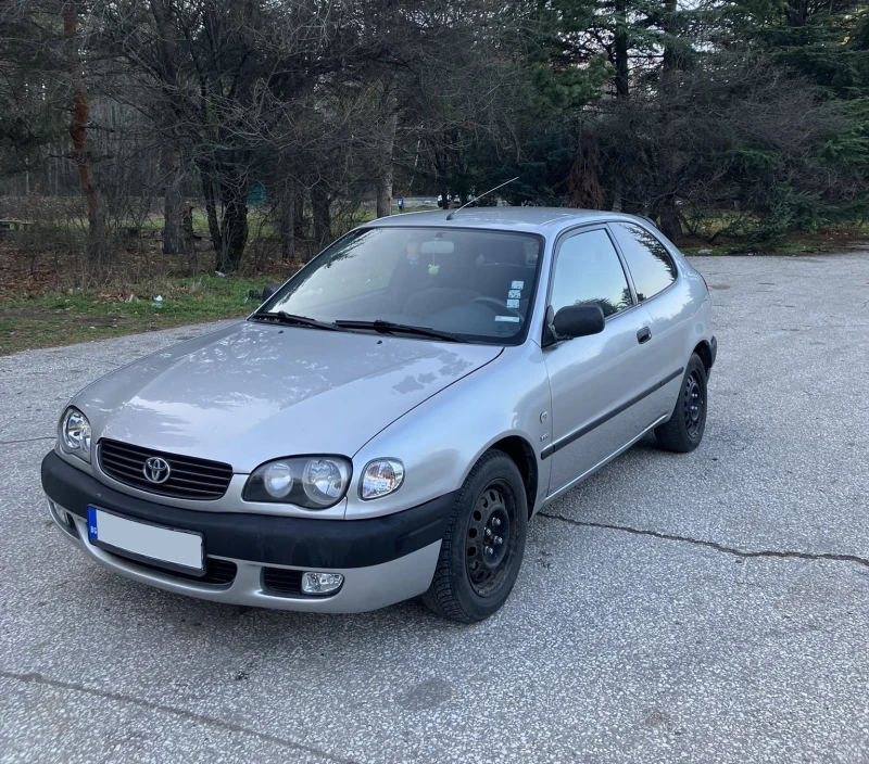 Toyota Corolla 1.4 VVTI, снимка 1 - Автомобили и джипове - 48339108