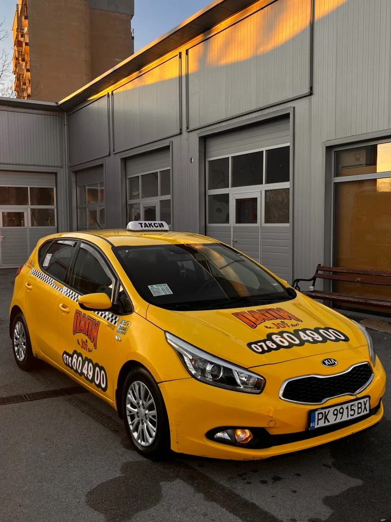 Kia Ceed 1.4 crdi, снимка 3 - Автомобили и джипове - 48506956