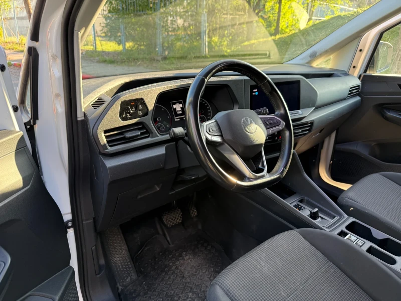 VW Caddy КАТО НОВА! , снимка 11 - Автомобили и джипове - 50826428