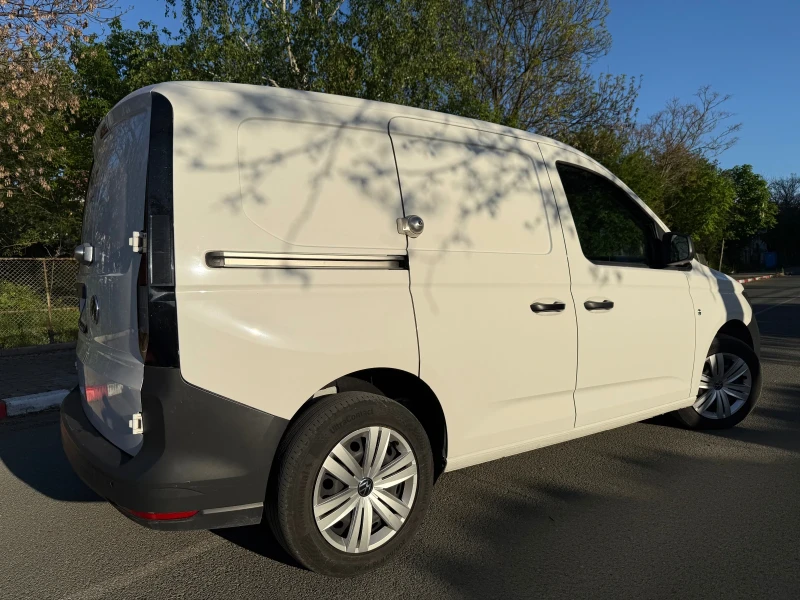 VW Caddy КАТО НОВА! , снимка 8 - Автомобили и джипове - 50826428