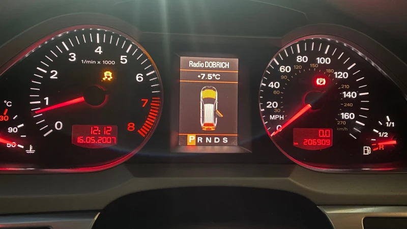 Audi A6 4.2 V8 FSi, снимка 4 - Автомобили и джипове - 50759608