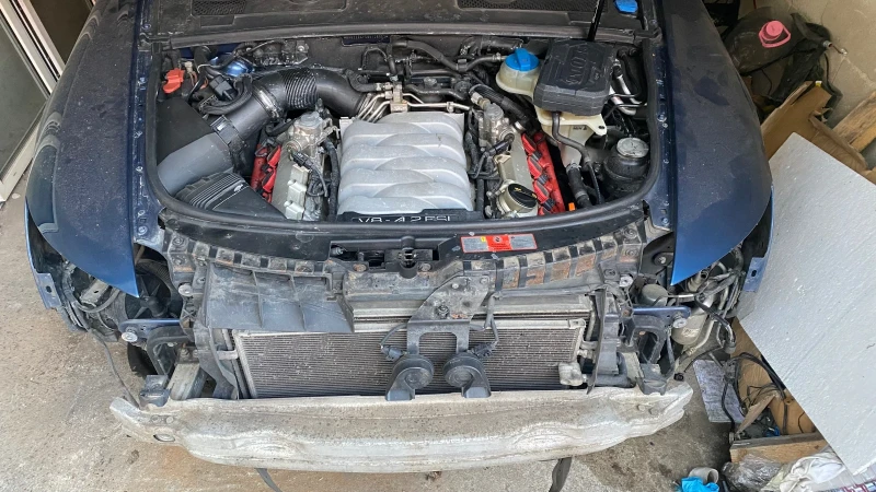 Audi A6 4.2 V8 FSi, снимка 2 - Автомобили и джипове - 50759608