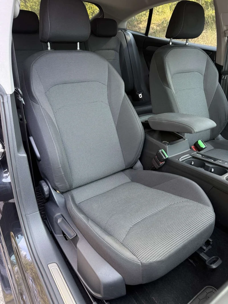 VW Arteon VW Arteon DSG 150 к.с. | Lane Assist | Digital Coc, снимка 14 - Автомобили и джипове - 52663776