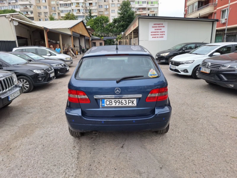 Mercedes-Benz B 180, снимка 2 - Автомобили и джипове - 51388041