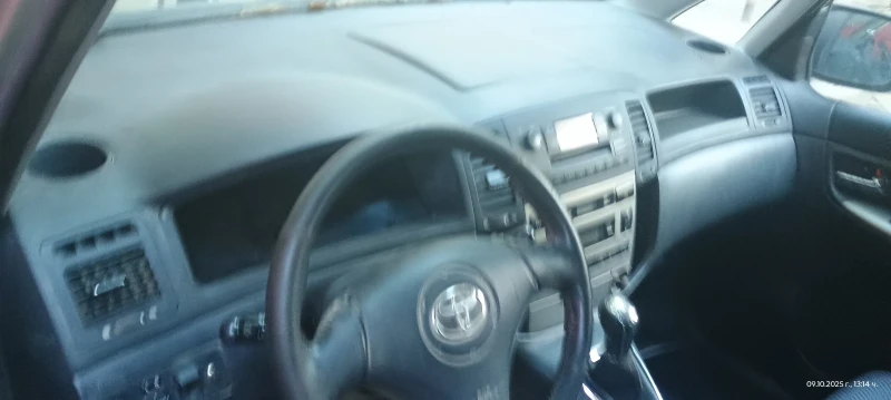 Toyota Corolla verso, снимка 3 - Автомобили и джипове - 53023936