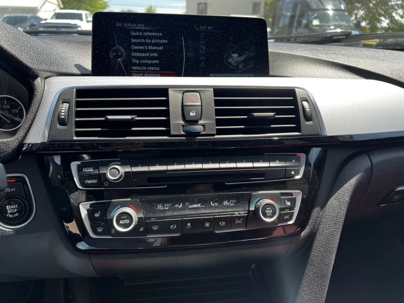 BMW 340 MANUAL* ПАНОРАМА* ПАМЕТ* КОЖА* ПОДГРЕВ* КАМЕРА, снимка 12 - Автомобили и джипове - 53098092