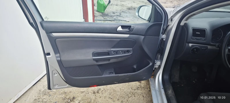 VW Golf, снимка 15 - Автомобили и джипове - 53441201