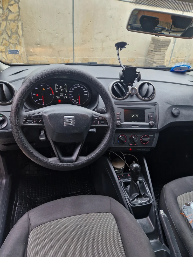 Seat Ibiza, снимка 3 - Автомобили и джипове - 53520232