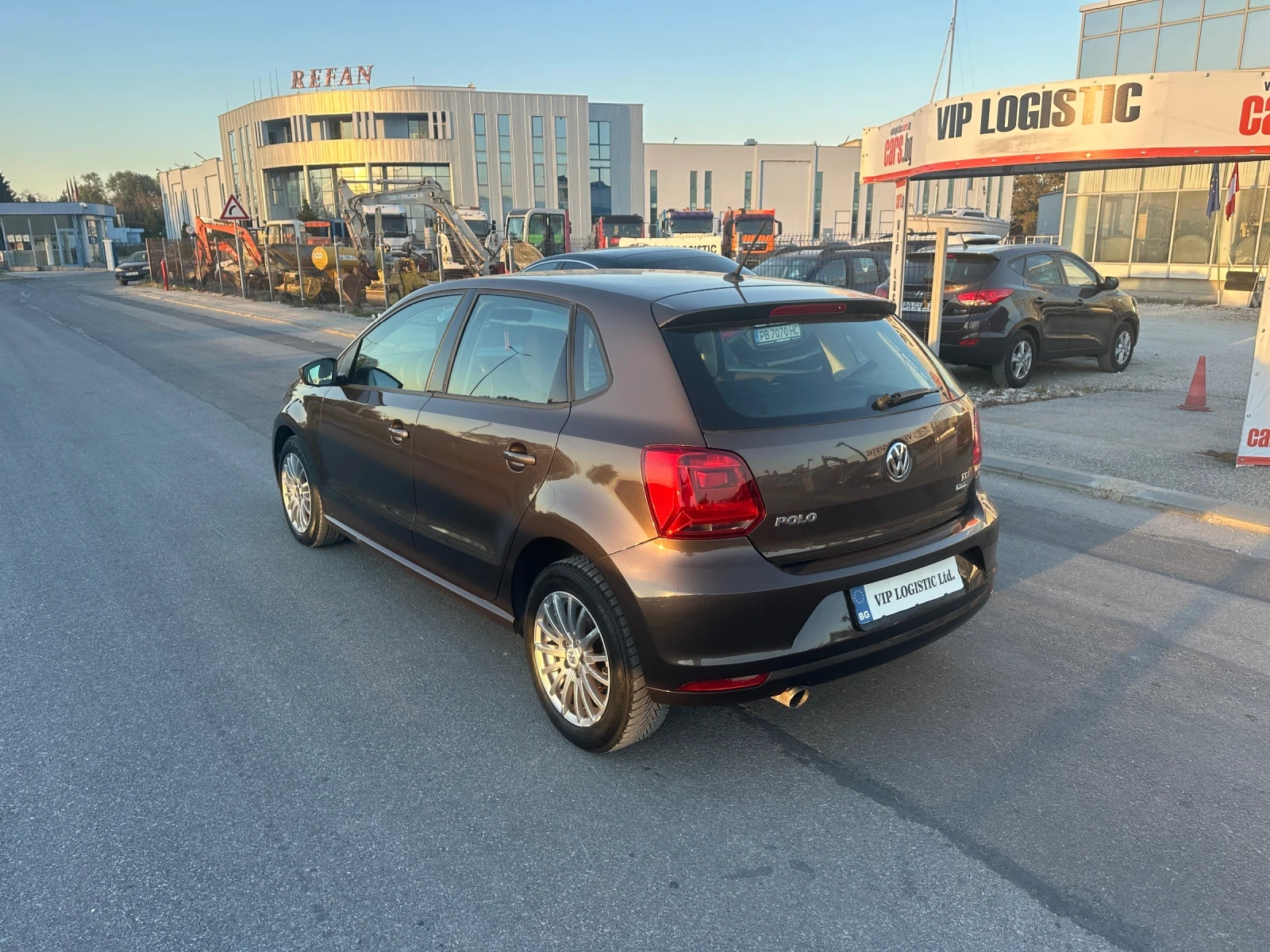 VW Polo 1.4TDI* Euro6b* DISTRONIC* НАВИ* ПОДГРЕВИ* 124х км - изображение 6