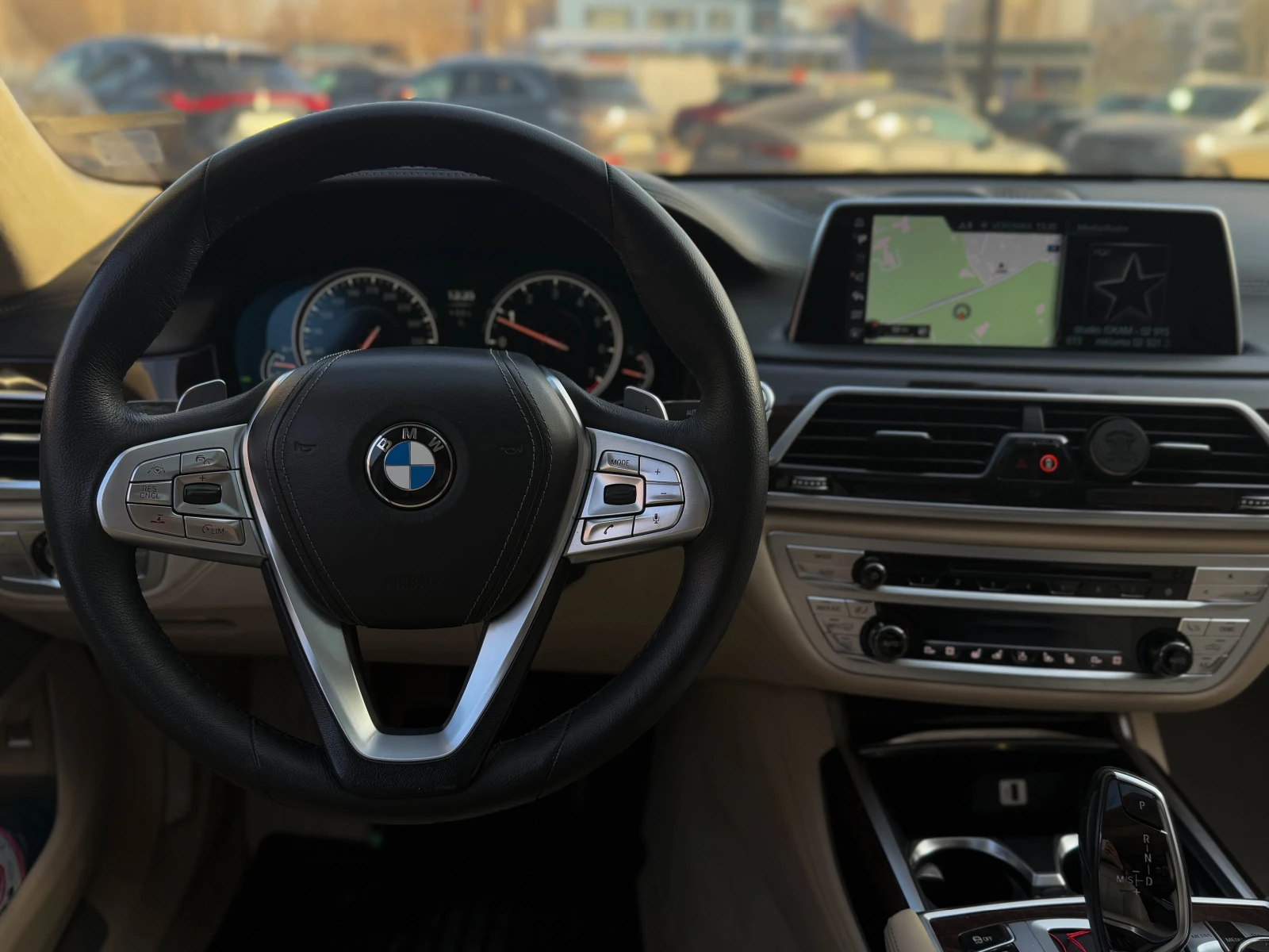 BMW 750 LxDRIVE/450HP/BOWERS/MASSAGE/HUD/CARBON/CARPLAY - изображение 7